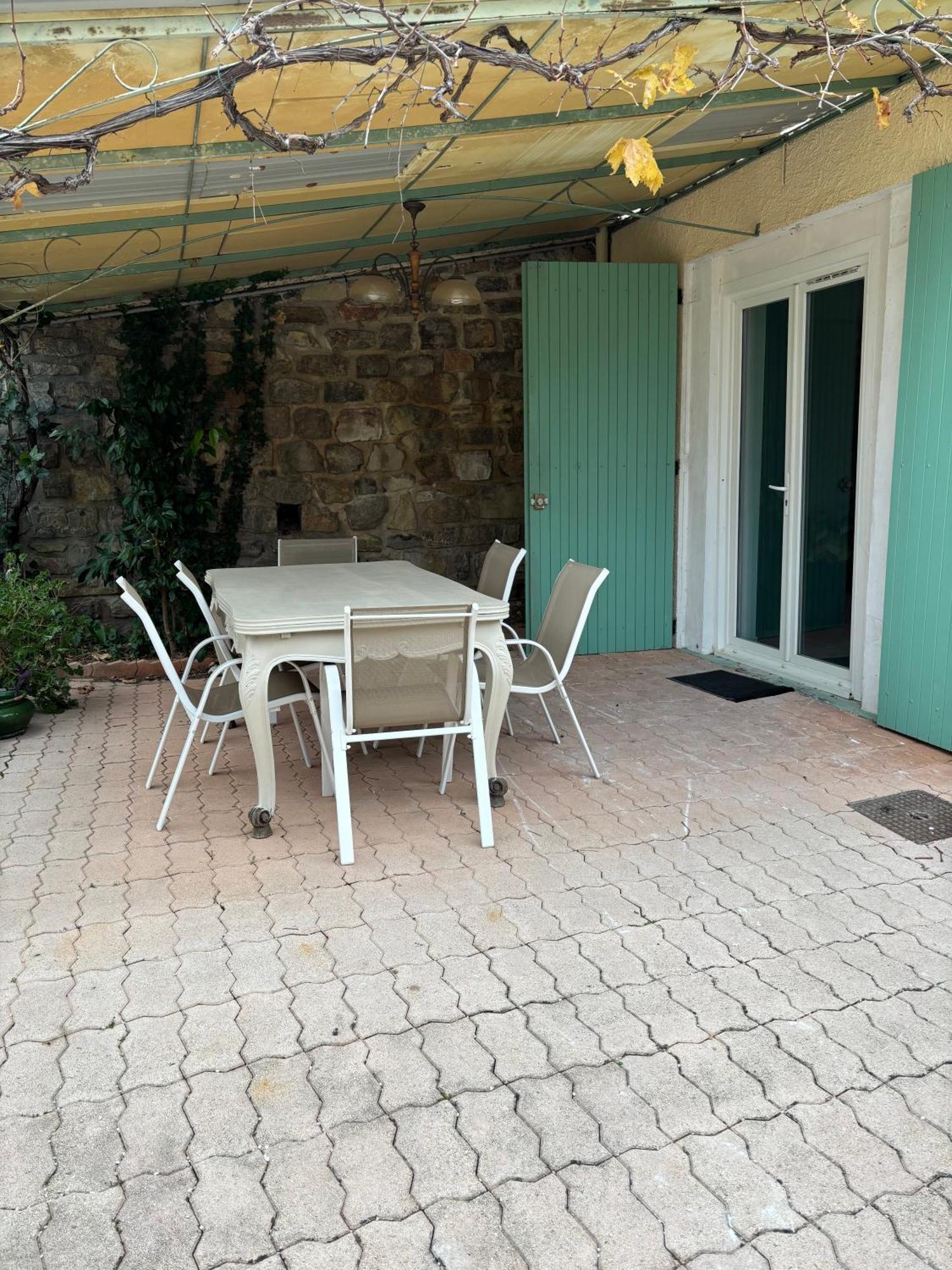 La Cigaliere 1 Charmant T1 Bis Avec Terrasse Dans Villa Sollies-Ville Extérieur photo